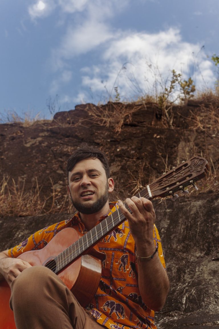 Compositor poços-caldense Pedro Cezar lança terceiro single da carreira solo