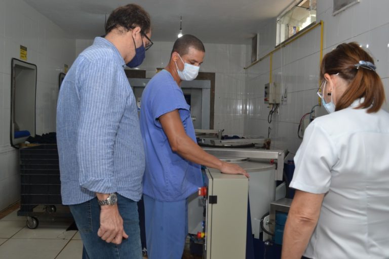 Lavanderia da Santa Casa passa por reforma e recebe maquinário