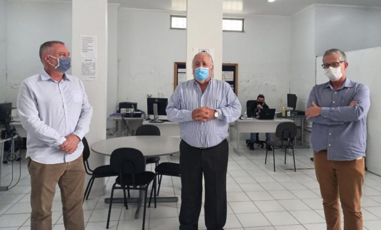 Mosconi reassume a secretaria de Saúde após 2 meses