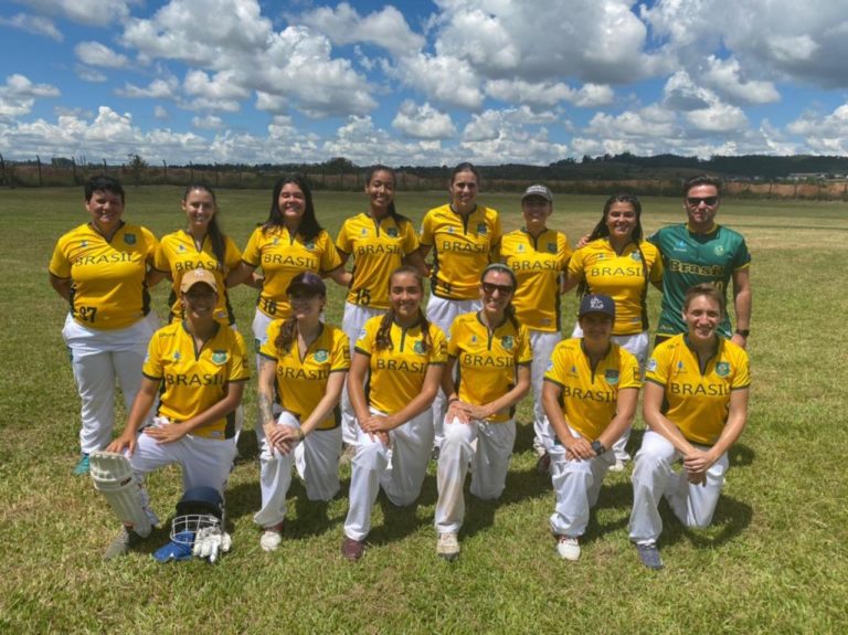 Seleção brasileira de cricket tem 12 atletas de Poços