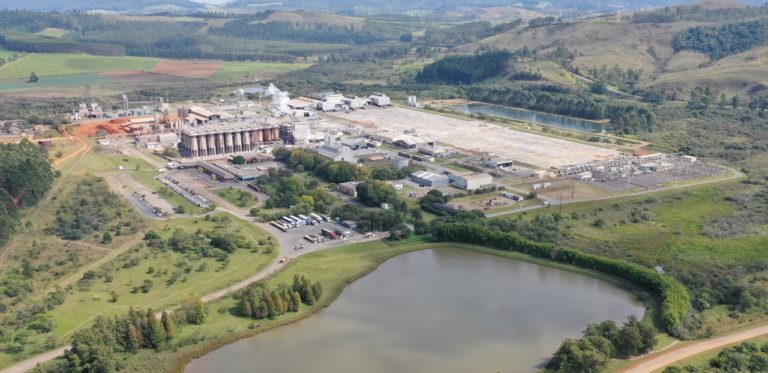 Alcoa testa sirene de emergência da fábrica