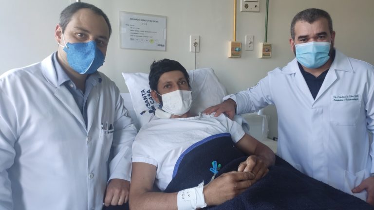 Equipe da Ortopedia da Santa Casa realiza cirurgia inédita no Sul de Minas