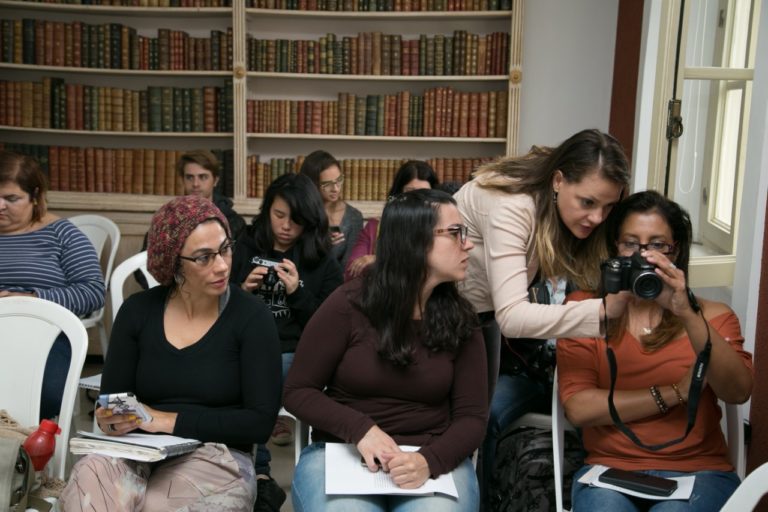 Curso de Fotografia Olhar Sulfuroso abre inscrições para nova turma