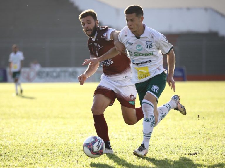 Vitória no sábado contra o Patrocinense deixa Caldense perto da classificação