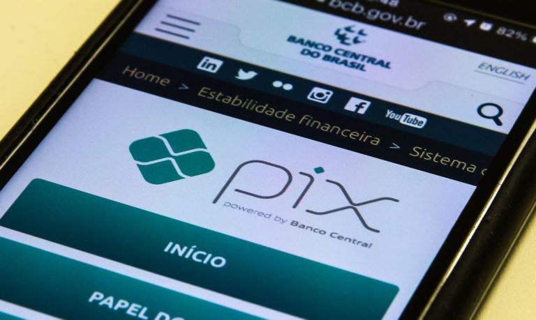 Bancos têm até dia 4 de outubro para limitar PIX noturno a R$ 1 mil