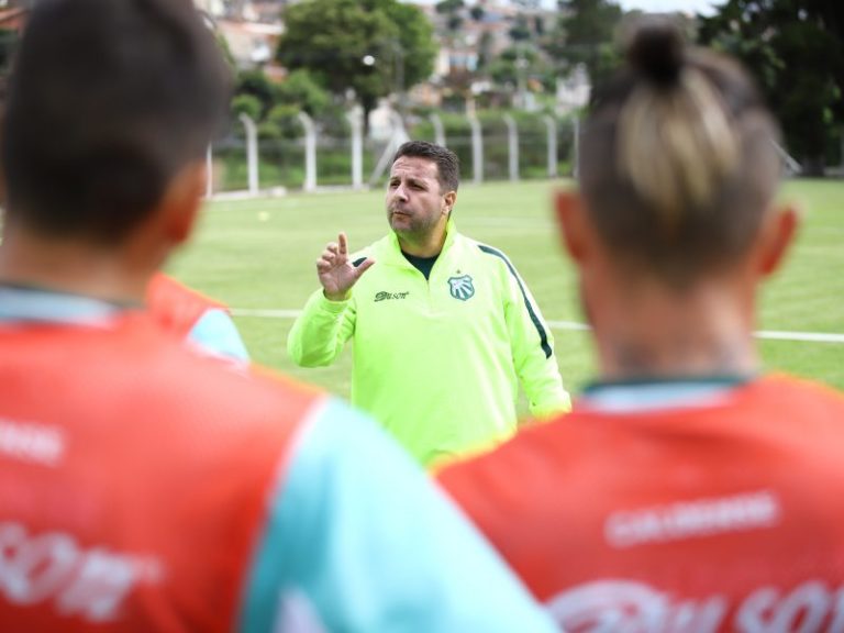 Caldense agenda jogo-treino contra o Rio Claro