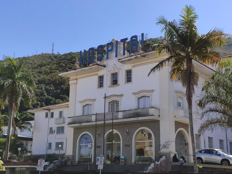 Cooxupé doa R$ 140 mil para a Santa Casa de Poços
