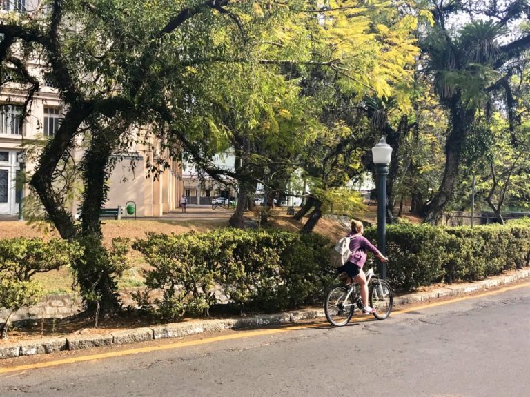 Implantação do Sistema de Bicicletas Compartilhadas avança em Poços