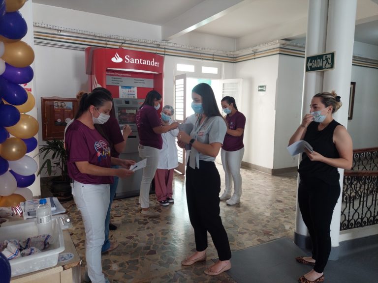 Equipe da Hemodiálise realiza ação do Dia do Rim 