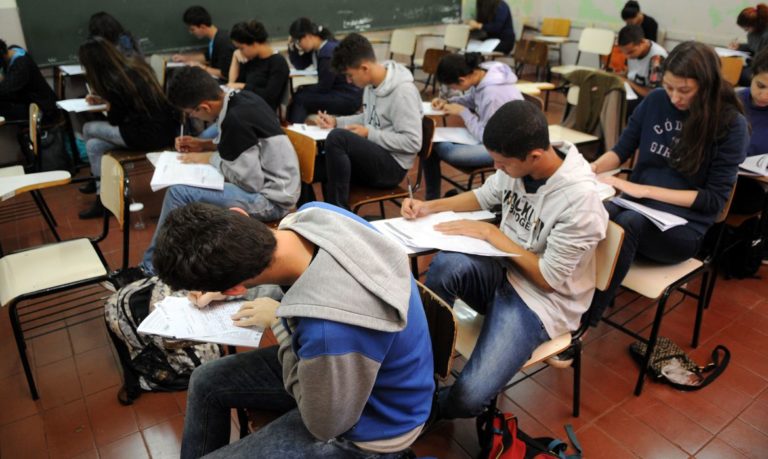 Prazo para pedido de isenção de taxa do Enem termina nesta sexta, 15