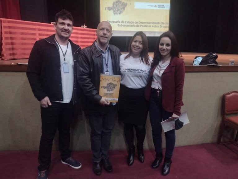 Poços recebe Plano Mineiro de Políticas Sobre Drogas