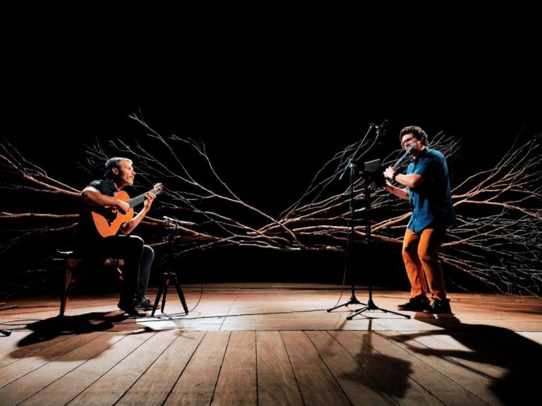 Duo rodrigo Mendonça e Flávio Danza se apresenta em Poços nesta sexta, 17