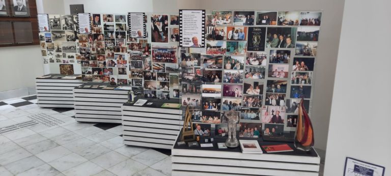 Exposição na Câmara presta homenagem a Gilberto Immese