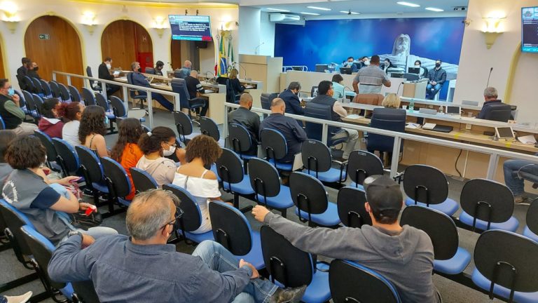 Mosconi estará na primeira reunião da Câmara em agosto nesta terça-feira, 2