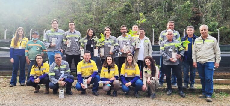 Representantes de Andradas visitam a Alcoa Poços de Caldas