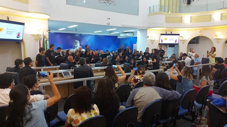 Câmara realiza sessão especial em homenagem aos 35 anos da Adefip
