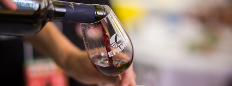 Vinhos da Epamig recebem medalhas de ouro em concurso nacional