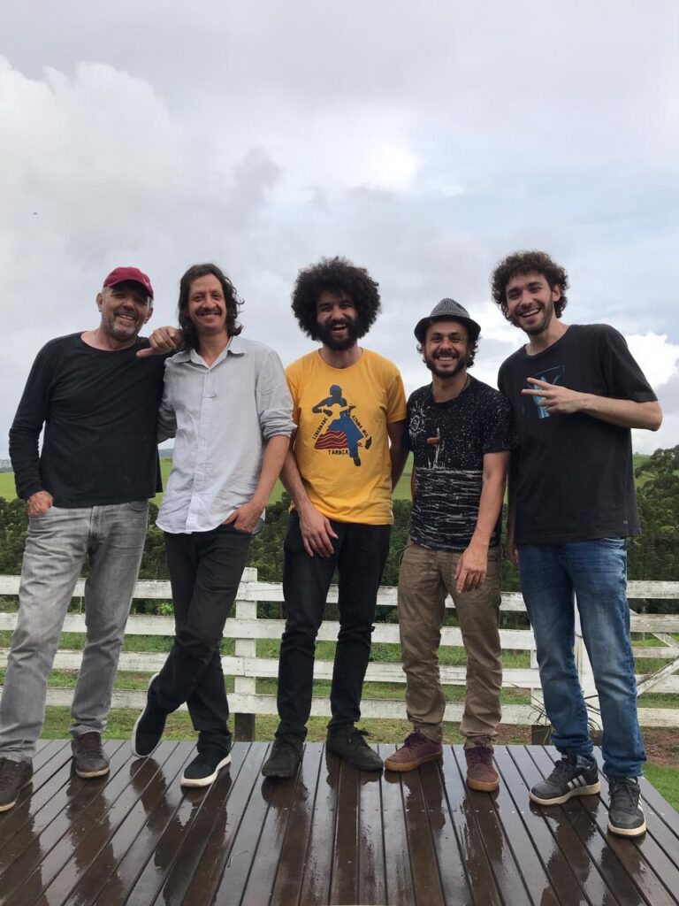 Sambalux é atração do Carnaval na Praça dos Macacos neste sábado, 18