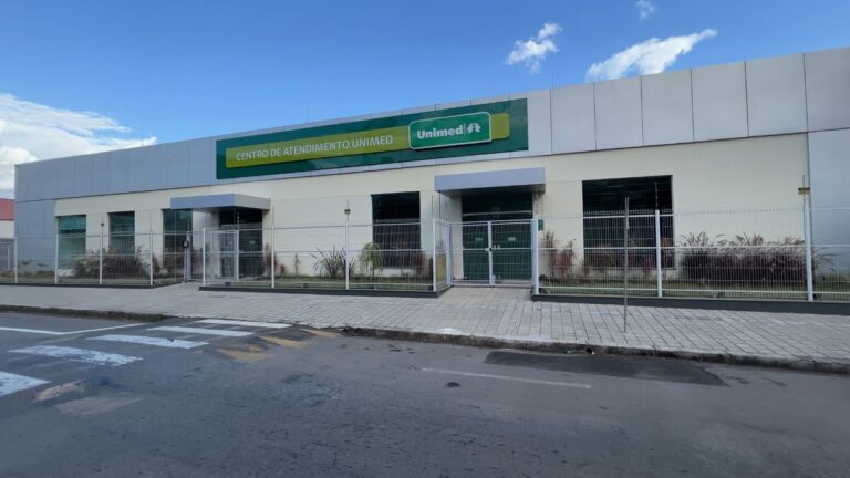 Unimed e PUC Poços firmam parceria para beneficiar familiares de pacientes atendidos no MultiTEA 