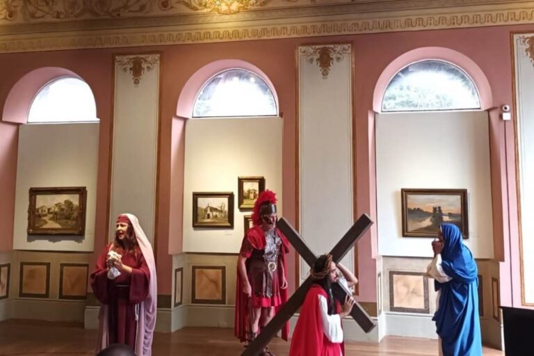 Poços participa da campanha Minas Santa que acontece em todo o estado