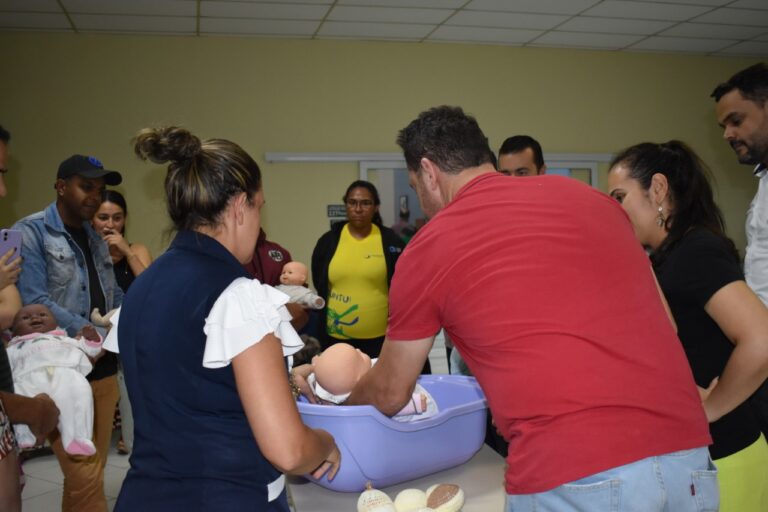 Mais de cem pessoas participam do 1º Curso para Gestantes 2023 da Unimed Poços