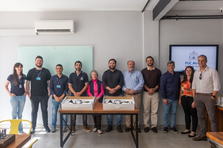 PUC Poços entrega novos equipamentos à rede pública de saúde do município 