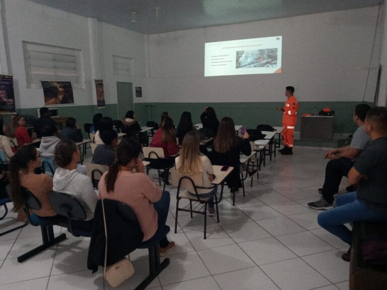 Corpo de Bombeiros faz treinamento de evacuação de edificação na Santa Casa na próxima sexta
