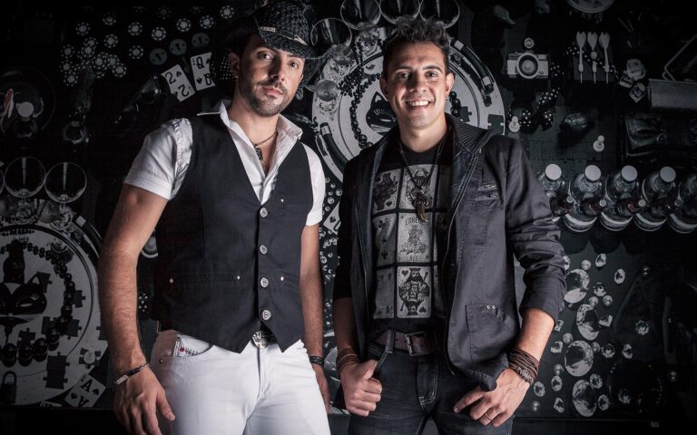 Giovani e Denilson apresentam show “Aos Pais com Carinho”, com repertório da dupla Zezé Di Carmago e Luciano na sexta