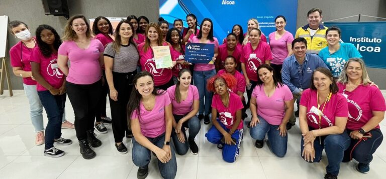 Rede de Mulheres da Alcoa (AWN) promove iniciativa para a Associação Maria Cinderela