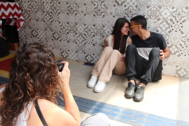 Oficinas gratuitas de fotografia e escrita criativa chegam ao centro no sábado