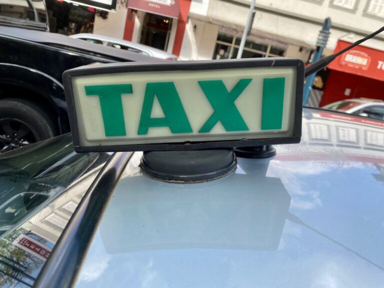 Serviço de taxi em Poços tem novas tarifas