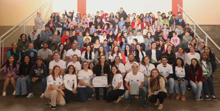 Voluntários da Alcoa promovem atividades na Escola Pedro Affonso