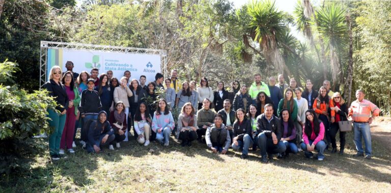 Alcoa Poços celebra 10 anos do Programa Cultivando a Mata Atlântica 