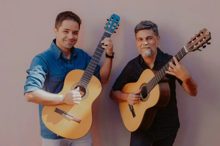 “Na Ponta dos Dedos”, com Deivid Santos e André Batiston é atração no Conservatório nesta quarta, 16