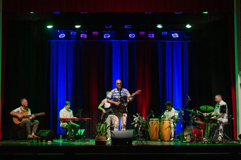 Mununu apresenta ‘Baianeira’ no IMS Poços nesta quarta-feira, 30