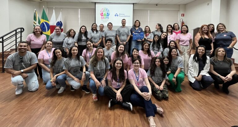 Alcoa Foundation faz doação em evento de voluntariado do GAAPO