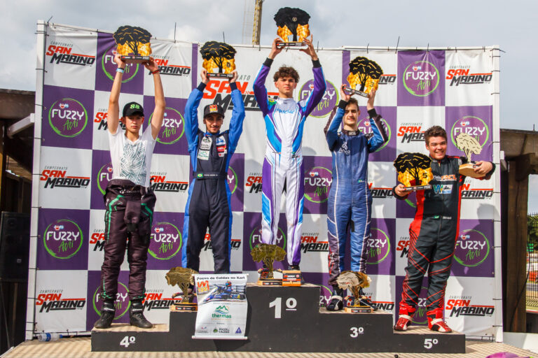 Piloto de Poços, Victor Bianco é vice-campeão do 2º Turno e 3º colocado geral do Campeonato San Marino Fuzzy Açaí 2024