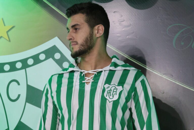 Caldense lança camisa Camisa Centenária para celebrar os 100 anos