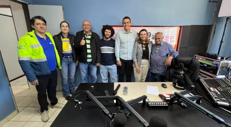 Alcoa Poços apoia modernização da Rádio Comunitária Estúdio 87,9 FM