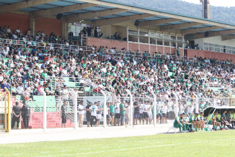 Caldense recebe o VEC neste domingo, buscando a primeira vitória