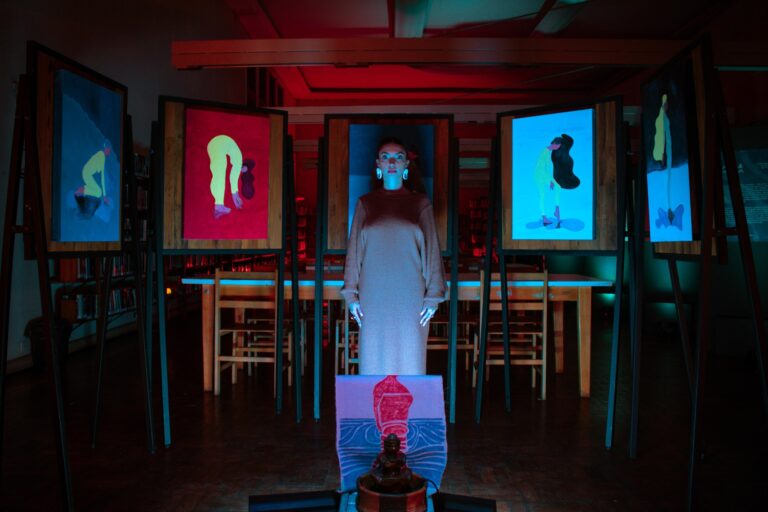Exposição “Retratos Invisíveis – Memórias do Silêncio” permanece na Biblioteca Centenário até sexta, 22