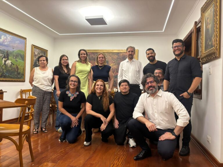 Nova diretoria do HUB HUAIS assume com o desafio de impactar o ecossistema de inovação em Poços e região