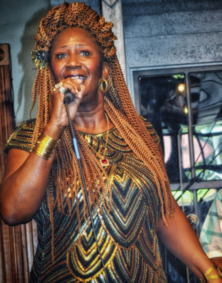 Poços É Jazz Festival 2025 volta à “Pracinha do Jazz”