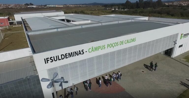 Educafro abre inscrições do pré-vestibulinho 2026
