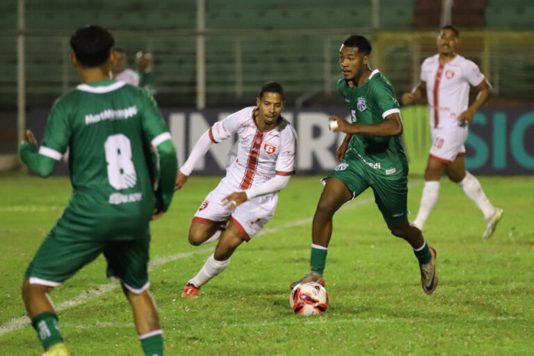 Caldense empata sem gols com o Guarani no Ronaldão