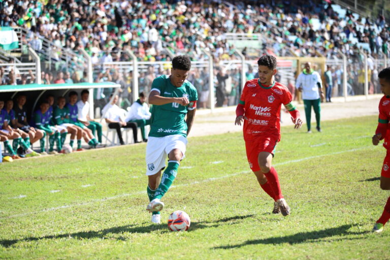 Caldense vence o Boa Esporte no Ronaldão